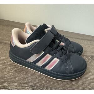 Kids Adidas Grand Court 2.0 K Size 12.5 Shadow Navy Blue Metallic Stripes